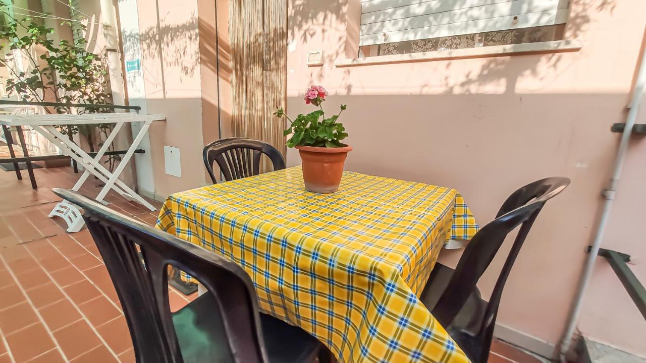 Hotel La Pineta Albenga Exterior foto