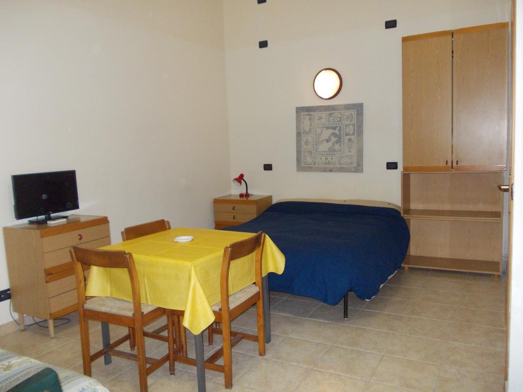 Hotel La Pineta Albenga Exterior foto